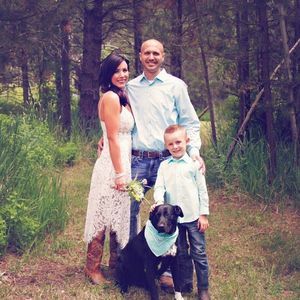 Meet your Posher, Necana